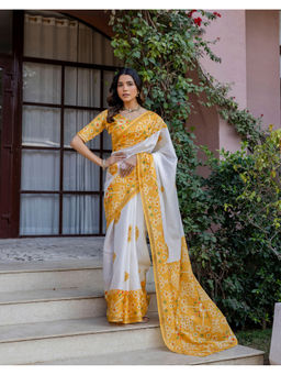 SATRANI - Women's Silk Printed White Saree With Unstitched Blouse