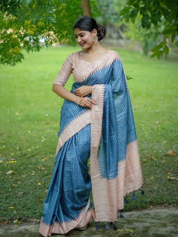 Odette - Women Silk Blend Checks Blue Saree without Blouse