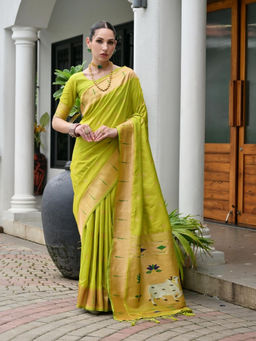 Odette - Women Silk Blend Woven Green Saree without Blouse
