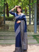 Navy Blue color option, Currently selected
