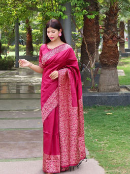Odette - Women Silk Blend Printed Pink Saree without Blouse