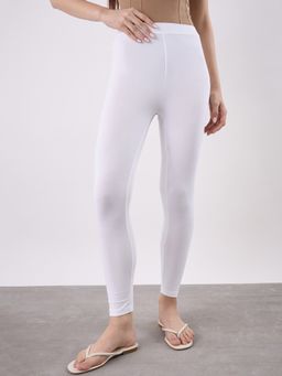 COLOR CAPITAL - White Solid Skinny Leggings