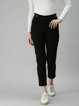 SHOWOFFFF - Womens Mom Fit Clean Look Black Jeans