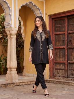 ZUMMER - Embroidered Co-Ord Set