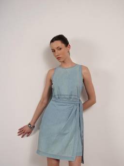 FABLE STREET - Denim Shift Dress with Belt - Blue