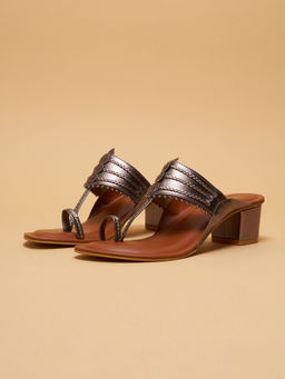 ERIDANI - Nargis Kolhapuri Heels Grey