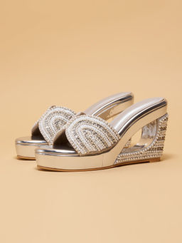 ERIDANI - Qaya Embroidered Silver Wedge Heels