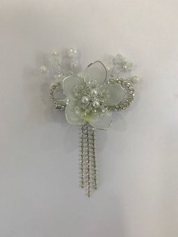BEAUTY SPOT JEWELLERY - Women Radiant Pearland Stone Butterfly Clip