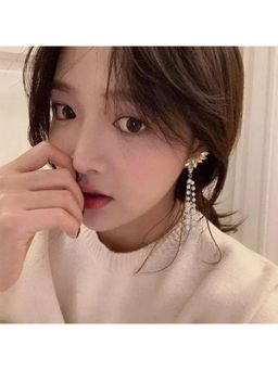 Salty - Women Victoria's Wings Tassel Drop Climber Earrings