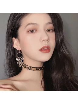 Salty - Women Bloom Perfect Stone Drop Earrings