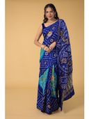 Blue color option, Currently selected