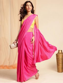 Navyasa By Liva - Women Pink Crepe Foil Printed Saree with Unstitched Blouse