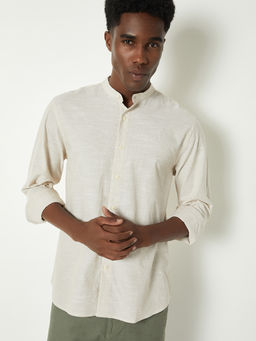 max - Men Solid Shirt
