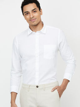 max - Men White Solid Spread Collar Casual Shirt