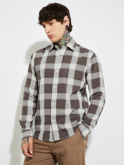 max - Urb_N Men Brown Checked Regular Fit Shirt