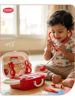 Chanak - 15-Piece Doctor Play Set with Suitcase