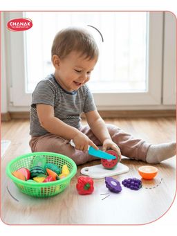 Chanak - 13-Piece Fruit and Vegetable Set with Basket-Green