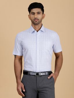 JadeBlue - Men's Light Blue Checked Regular Fit Cotton Shirt