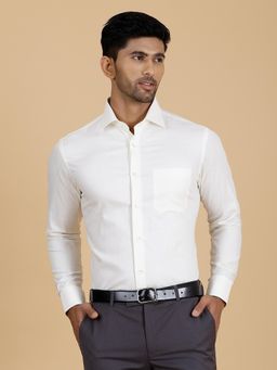 Metal - Men's White Cotton Slim Fit Solid Formal Shirt