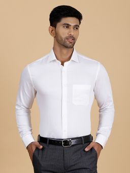 Metal - Men's White Cotton Slim Fit Solid Formal Shirt