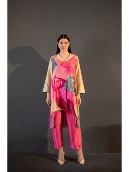 clos - Yellow and Pink High Low Kurta with Pant (Set of 2)