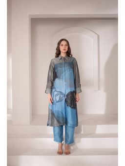 clos - Blue and Grey Long Straight Kurta with Pant (Set of 2)