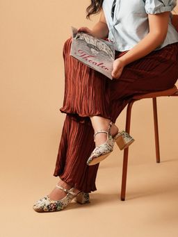 Theater - Women Cream Twiggy Block Heels