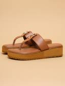 Tan color option, Currently selected