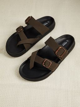 max - Men Brown One-Toe Sandals