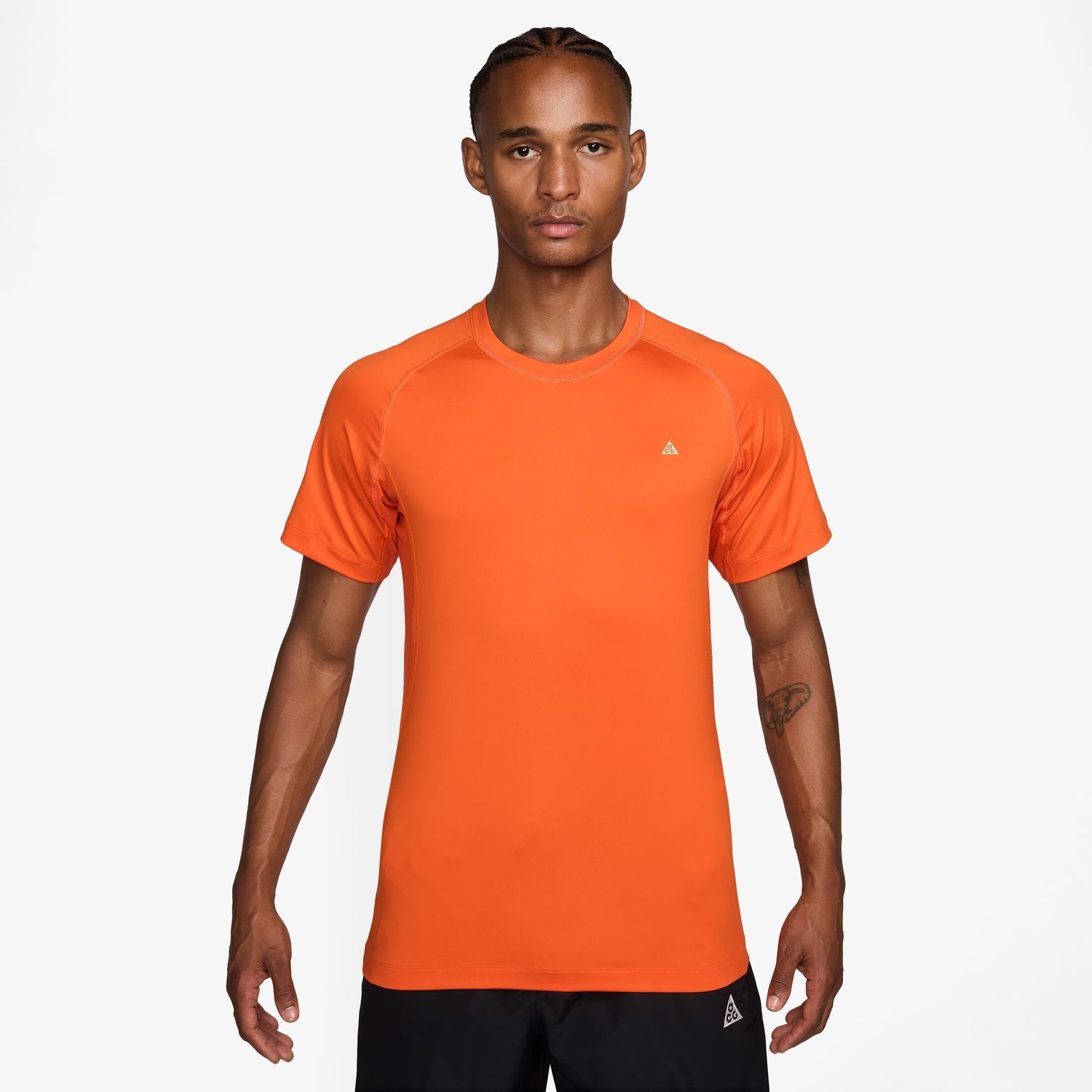 Nike ACG 'Wildsee' - Men's Dri-FIT Short-Sleeve Base Layer Top