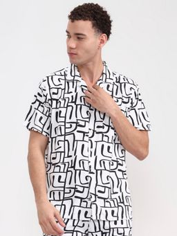 JadeBlue - Men Slim Fit Printed Shorts