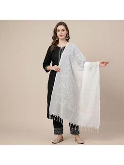 MUFFLY - White Elegant Embroidered Cotton Ethnic Tassel Border Dupatta