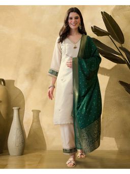 KVS FAB - Off White Silk Blend Embroidered Kurta and Pant with Dupatta