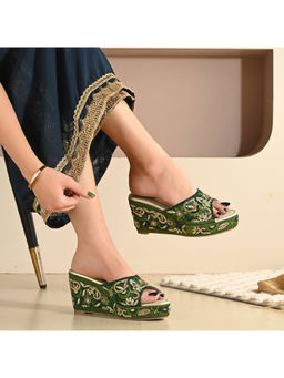 Valentino - Women Green Embellished Platform Wedge