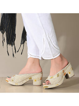 Valentino - Women Embroidered White Wedge
