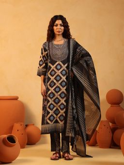 Namastika - Kaaya Charcoal Ajrakh Cotton Kurta and Pyjama with Dupatta