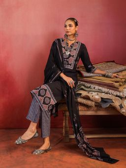 Namastika - Shama Ajrakh Kurta and Pyjama with Dupatta
