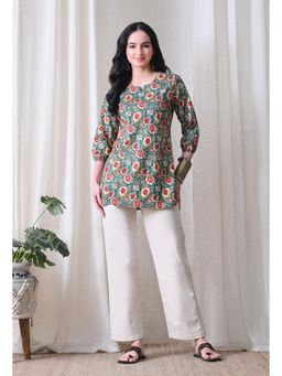 Rimika - Women Green Floral Printed Straight Kurti