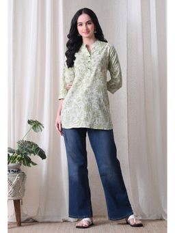 Rimika - Women Green Floral Printed Straight Kurti