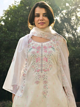 Libas - White Embroidered Straight Kurta with Pant and Dupatta (Set of 3)