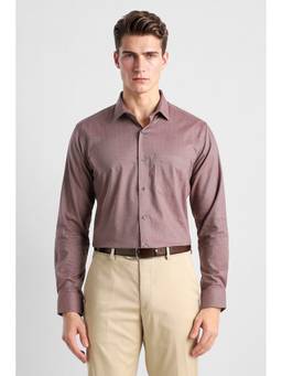 Van Heusen - Men Mauve Custom Fit Solid Full Sleeves Formal Shirt