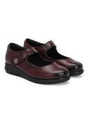 Maroon color option