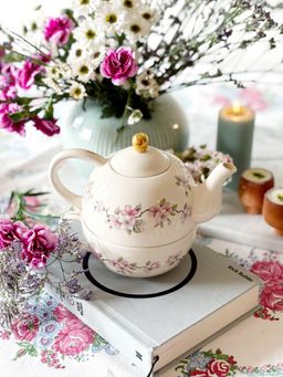 Magnolia - Tea Pot For One With Decals & Gold Knob