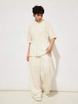 ONLY - Women Cream Solid Shirt