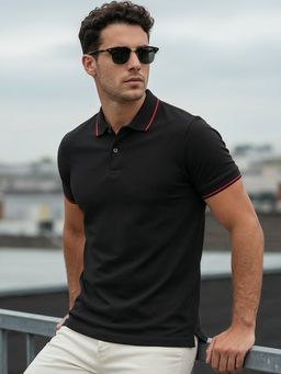 Bewakoof - Men Jet Black Solid Regular Fit Polo T-Shirt