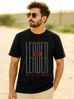 Bewakoof - Men's Black Leader Typography T-shirt