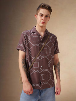 Dennis Lingo - Men Brown Geometric Cuban Collar Short Sleeves Relaxed Fit Casual Shirt