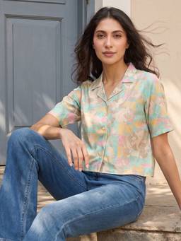 Vaamsi - Green Cotton Blend Abstract Printed Crop Shirt