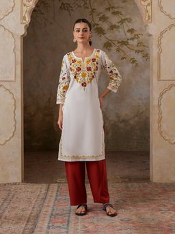 QAZMI - White Floral Embroidered Chikankari Straight Kurta
