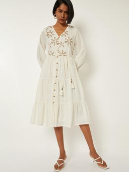 max - Women Embroidered Tiered A-Line Midi Dress with Belt
